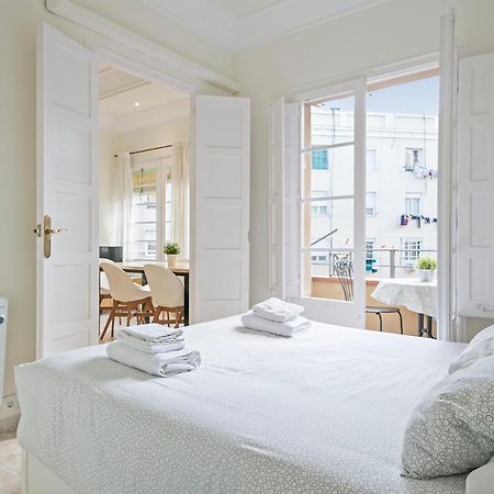 Apartmento Industria Barcelona Luaran gambar