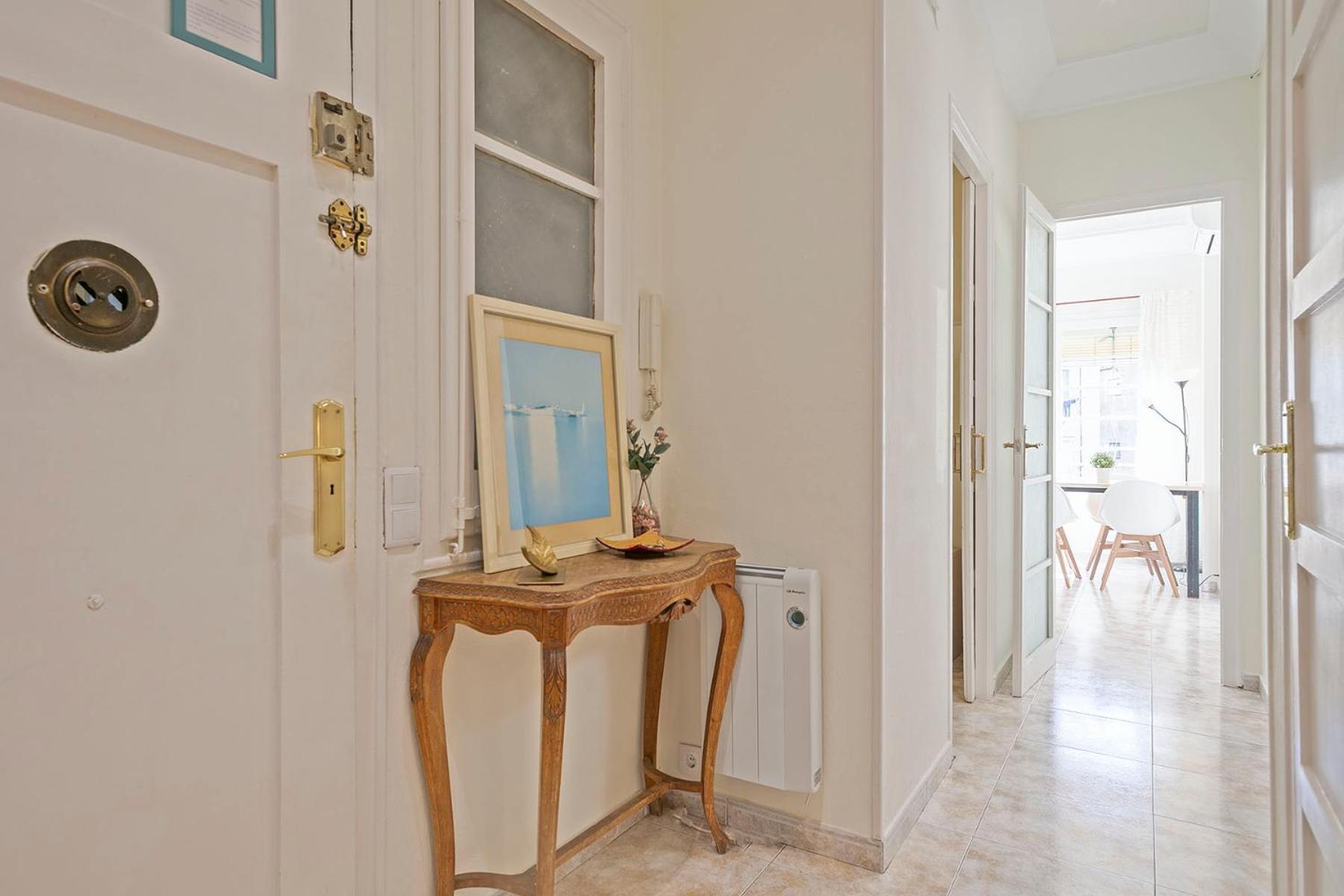 Apartmento Industria Barcelona Luaran gambar